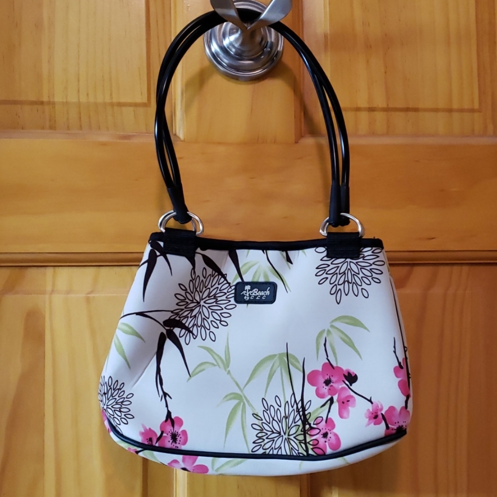 EUC BEACH BY CLC NEOPRENE FLORAL HANDBAG